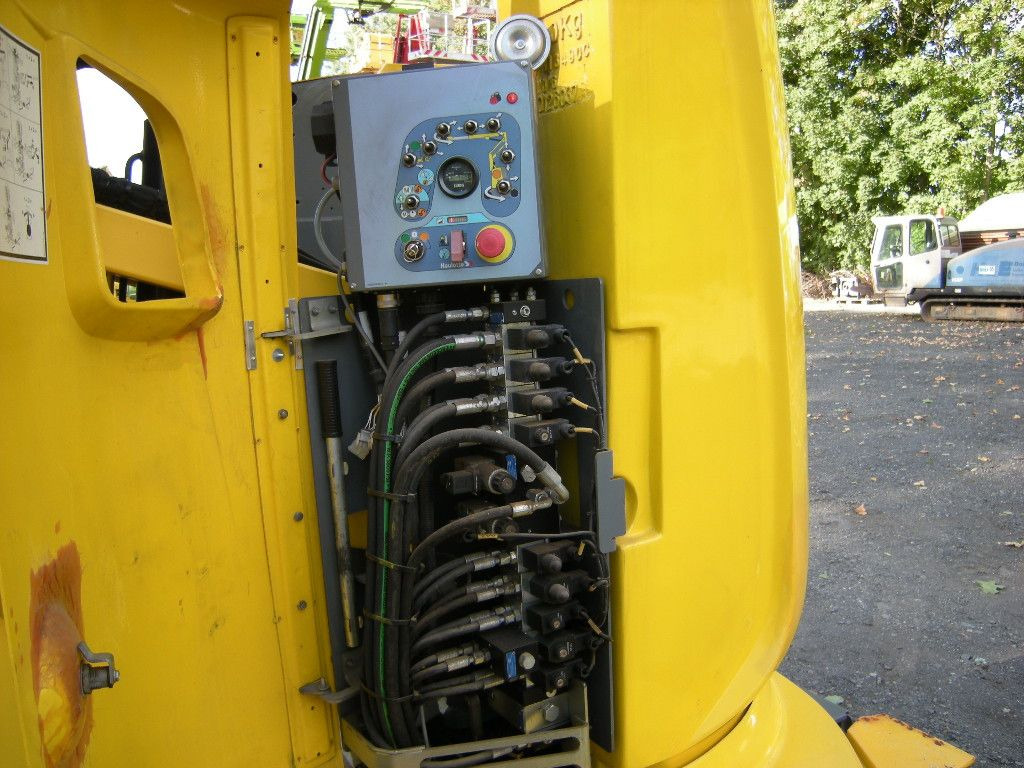 Грузовик с подъемником Haulotte HA12CJ+ , AH 12m, Korbarm drehbar: фото 12 Грузовик с подъемником Haulotte HA12CJ+ , AH 12m, Korbarm drehbar: фото 12