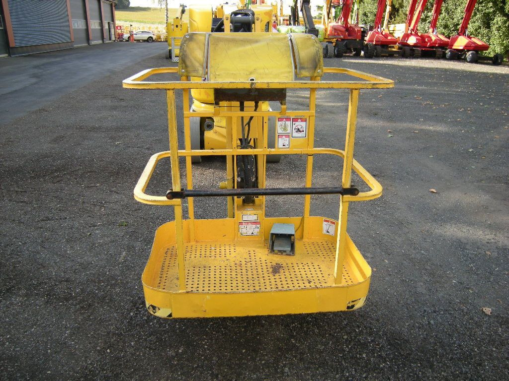 Грузовик с подъемником Haulotte HA12CJ+ , AH 12m, Korbarm drehbar: фото 25 Грузовик с подъемником Haulotte HA12CJ+ , AH 12m, Korbarm drehbar: фото 25