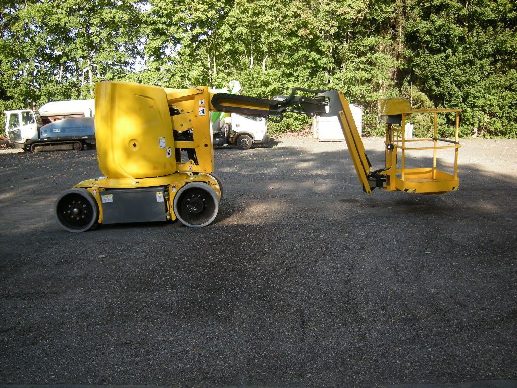 Грузовик с подъемником Haulotte HA12CJ+ , AH 12m, Korbarm drehbar: фото 19 Грузовик с подъемником Haulotte HA12CJ+ , AH 12m, Korbarm drehbar: фото 19