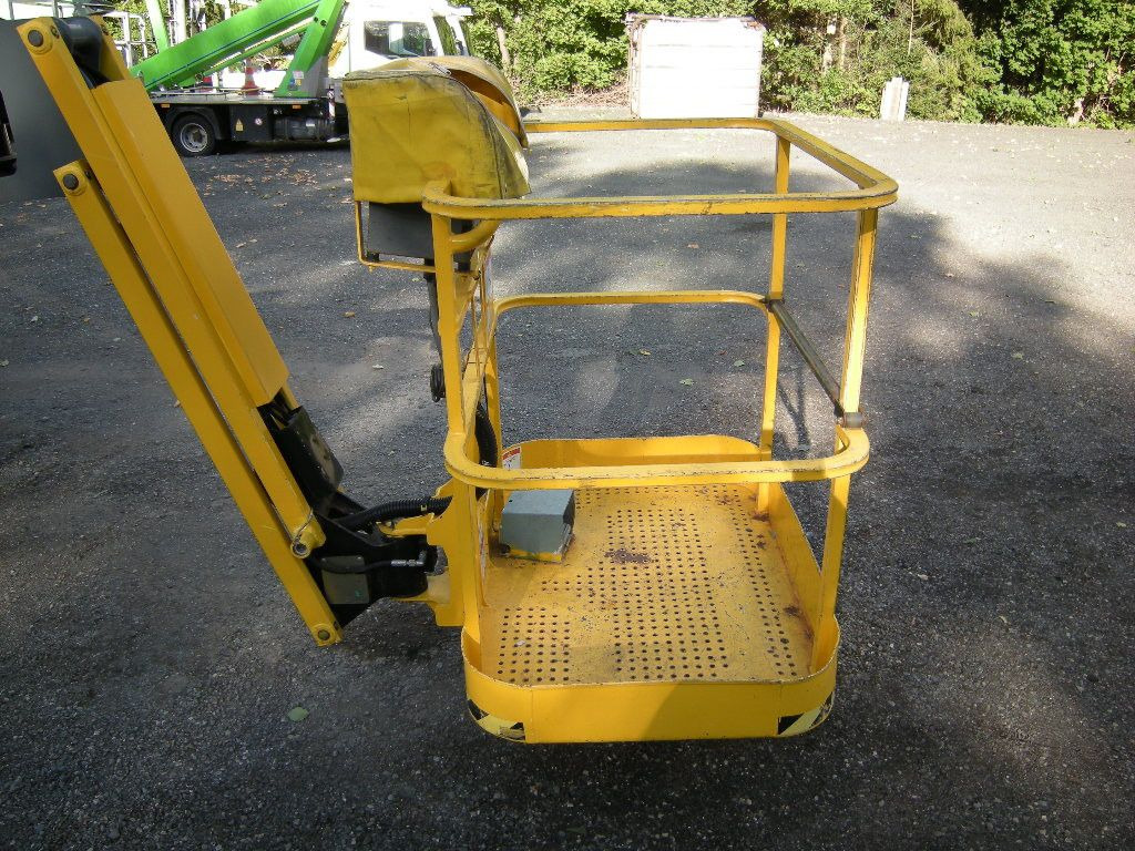 Грузовик с подъемником Haulotte HA12CJ+ , AH 12m, Korbarm drehbar: фото 26 Грузовик с подъемником Haulotte HA12CJ+ , AH 12m, Korbarm drehbar: фото 26