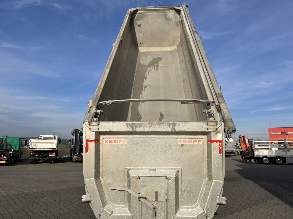 Kempf SKM 35/3 Mulde Liftachse 28 cbm - Самосвальный полуприцеп: фото 4 Kempf SKM 35/3 Mulde Liftachse 28 cbm - Самосвальный полуприцеп: фото 4