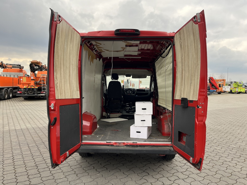Peugeot Boxer Verkaufsfahrzeug Foodtruck Motorschaden - Цельнометаллический фургон: фото 3 Peugeot Boxer Verkaufsfahrzeug Foodtruck Motorschaden - Цельнометаллический фургон: фото 3