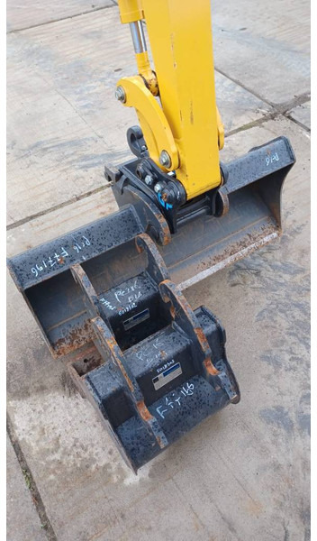 Komatsu PC16R-3HS - Мини-экскаватор: фото 3 Komatsu PC16R-3HS - Мини-экскаватор: фото 3