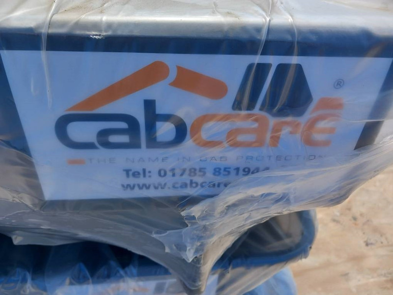 Komatsu PC210 VANDAL PROTECTION - Навесное оборудование для Строительной техники: фото 3 Komatsu PC210 VANDAL PROTECTION - Навесное оборудование для Строительной техники: фото 3