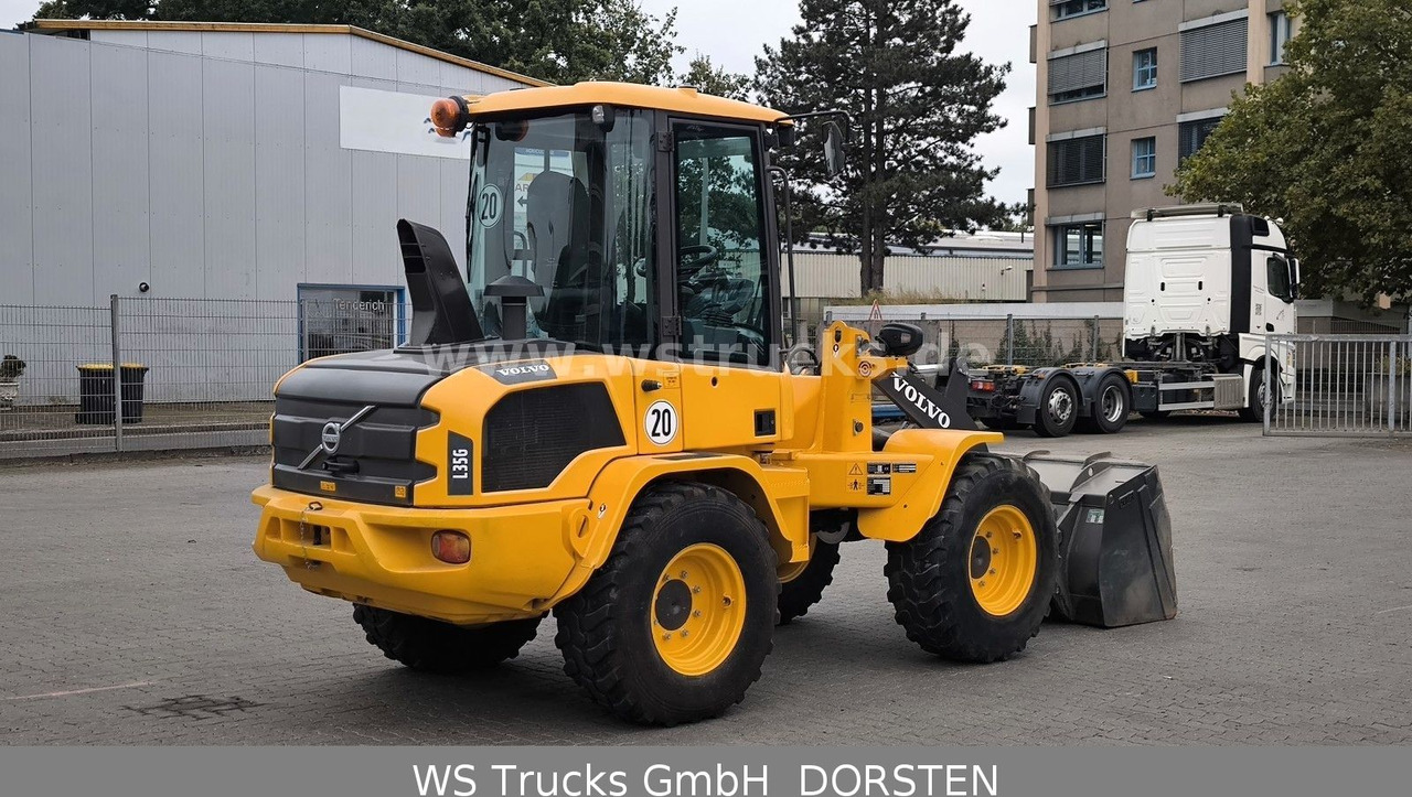 Volvo Radlader L 35 G - Колёсный погрузчик: фото 4 Volvo Radlader L 35 G - Колёсный погрузчик: фото 4