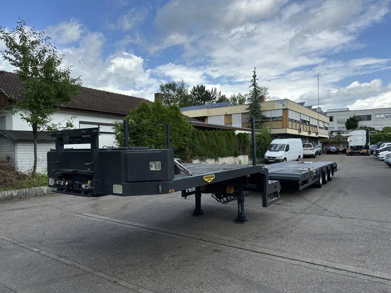 Broshuis Tele Semi Tieflader Luft 4.5 m auszieh u. 3 m verb Tele Semi Tieflader Luft 4.5 m auszieh u. 3 m verbreiterb. - Низкорамный полуприцеп: фото 1 Broshuis Tele Semi Tieflader Luft 4.5 m auszieh u. 3 m verb Tele Semi Tieflader Luft 4.5 m auszieh u. 3 m verbreiterb. - Низкорамный полуприцеп: фото 1