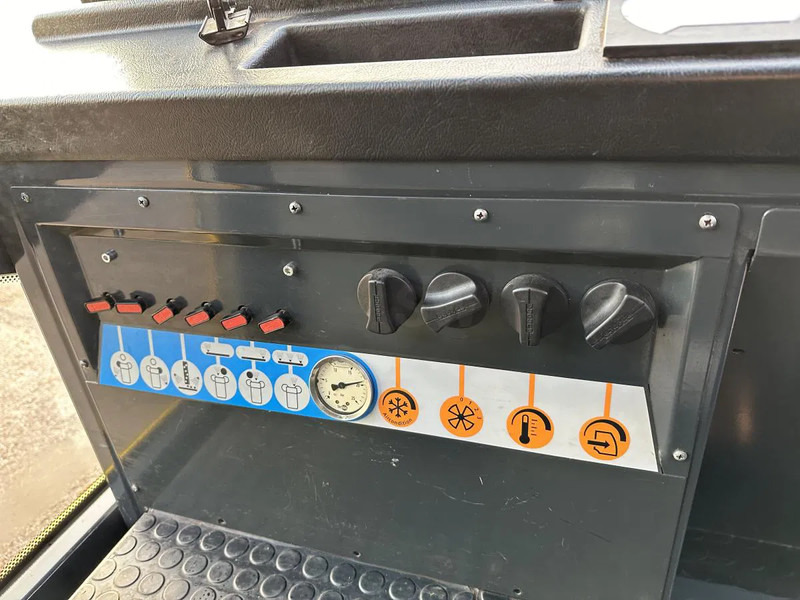 Новый Промышленная подметальная машина Diversen MFH 2500 Kehrmaschine Klima 3 Besen AEBI MATEC MFH 2500 Kehrmaschine Klima 3 Besen: фото 20