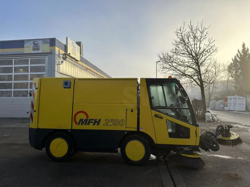 Новый Промышленная подметальная машина Diversen MFH 2500 Kehrmaschine Klima 3 Besen AEBI MATEC MFH 2500 Kehrmaschine Klima 3 Besen: фото 9