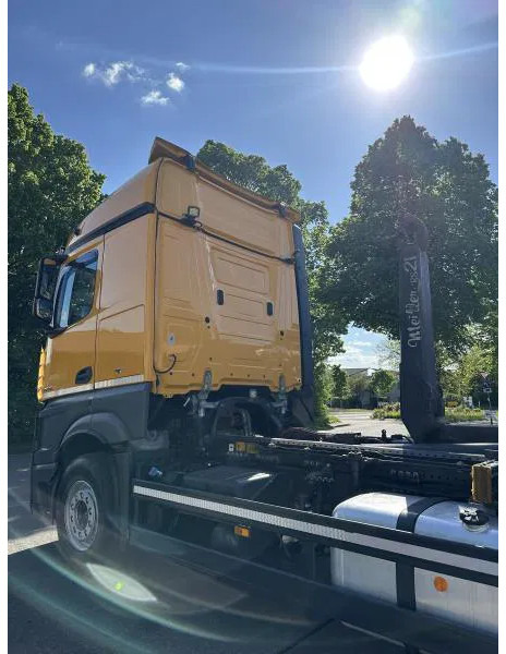 Mercedes-Benz Actros 2645 6x2 ABROLLER Lenk/Lift MEILLER 2170 Intarder - Крюковой мультилифт, Автоманипулятор: фото 4 Mercedes-Benz Actros 2645 6x2 ABROLLER Lenk/Lift MEILLER 2170 Intarder - Крюковой мультилифт, Автоманипулятор: фото 4