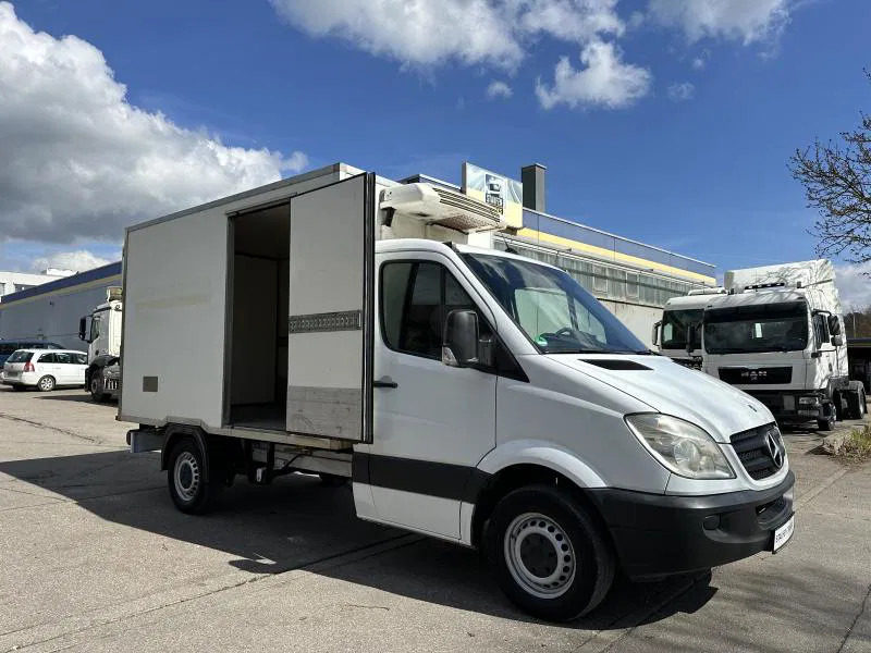 Mercedes-Benz Sprinter 315 CDI Kühlfahrzeug TK V 300 D+E Seitentüre - Фургон-рефрижератор: фото 2 Mercedes-Benz Sprinter 315 CDI Kühlfahrzeug TK V 300 D+E Seitentüre - Фургон-рефрижератор: фото 2