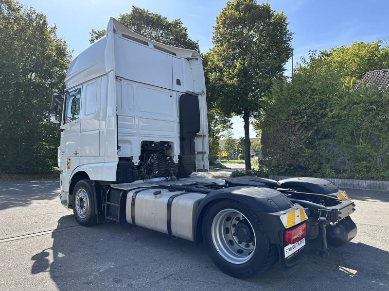DAF XF 106.510 SSC MEGA Intarder ACC 2x Tank - Тягач: фото 4 DAF XF 106.510 SSC MEGA Intarder ACC 2x Tank - Тягач: фото 4