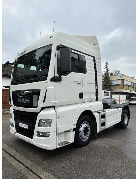 MAN TGX 18.440 XLX E6 Standard Intarder - Тягач: фото 1 MAN TGX 18.440 XLX E6 Standard Intarder - Тягач: фото 1