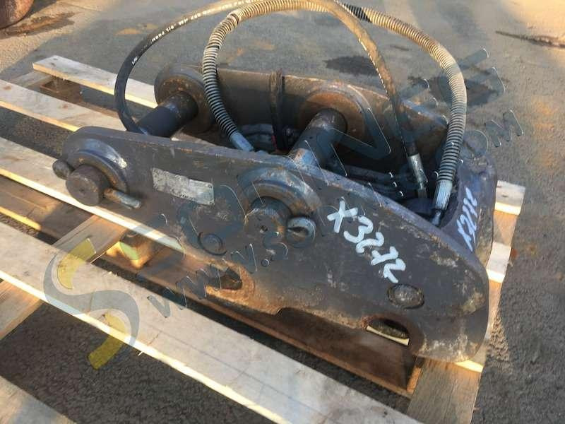 VOLVO Coupleur Hydraulique VOLVO montage origine ECR50 - Сцепное устройство для Строительной техники: фото 3 VOLVO Coupleur Hydraulique VOLVO montage origine ECR50 - Сцепное устройство для Строительной техники: фото 3