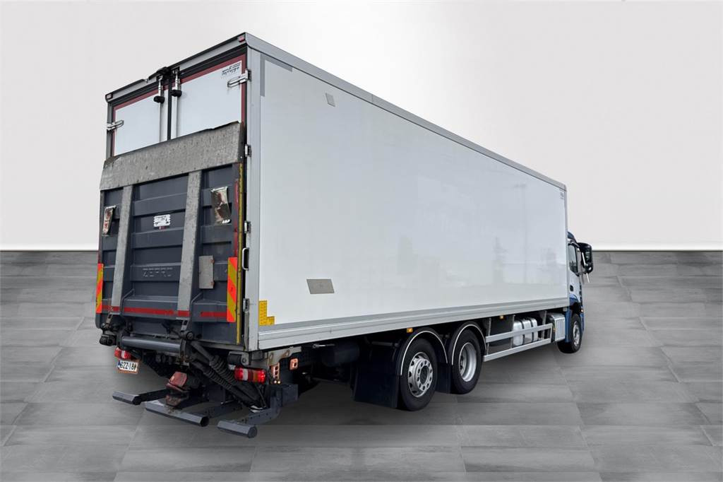 Mercedes-Benz 2546 6x2 L - Грузовик с закрытым кузовом: фото 5 Mercedes-Benz 2546 6x2 L - Грузовик с закрытым кузовом: фото 5