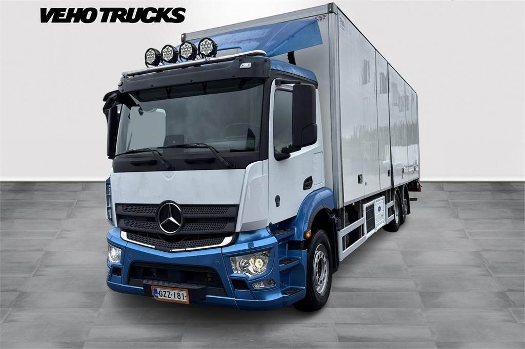 Mercedes-Benz 2546 6x2 L - Грузовик с закрытым кузовом: фото 1 Mercedes-Benz 2546 6x2 L - Грузовик с закрытым кузовом: фото 1