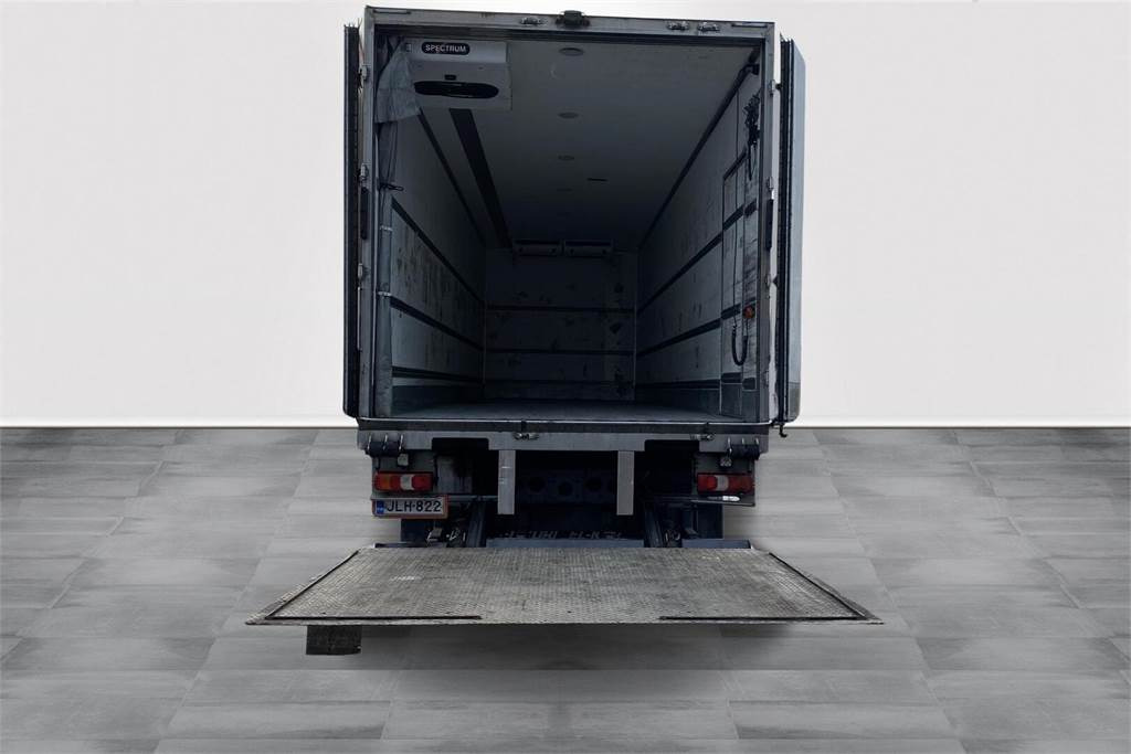 Изотермический грузовик Mercedes-Benz ANTOS 2540L/6X2 FRC 09/2025: фото 8