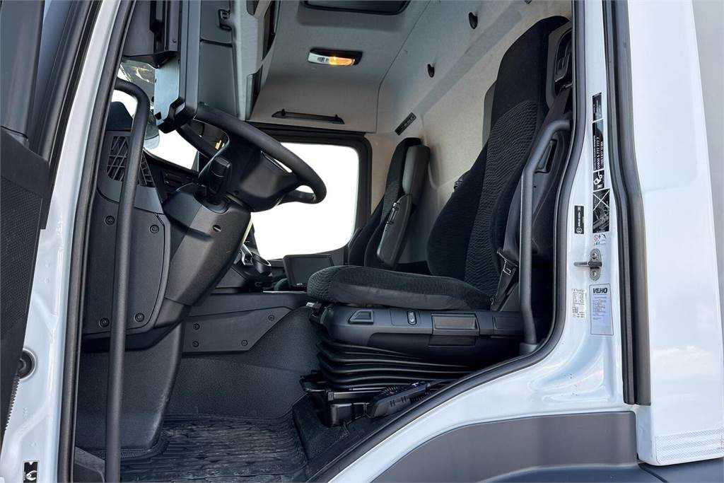 Изотермический грузовик Mercedes-Benz Actros 1830L 5 SM FRC 2-lämpö(atp10/2025): фото 14