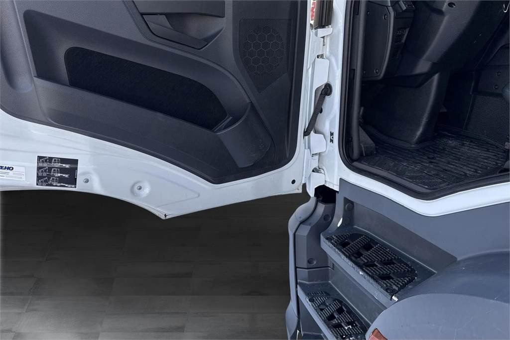 Изотермический грузовик Mercedes-Benz Actros 1830L 5 SM FRC 2-lämpö(atp10/2025): фото 13