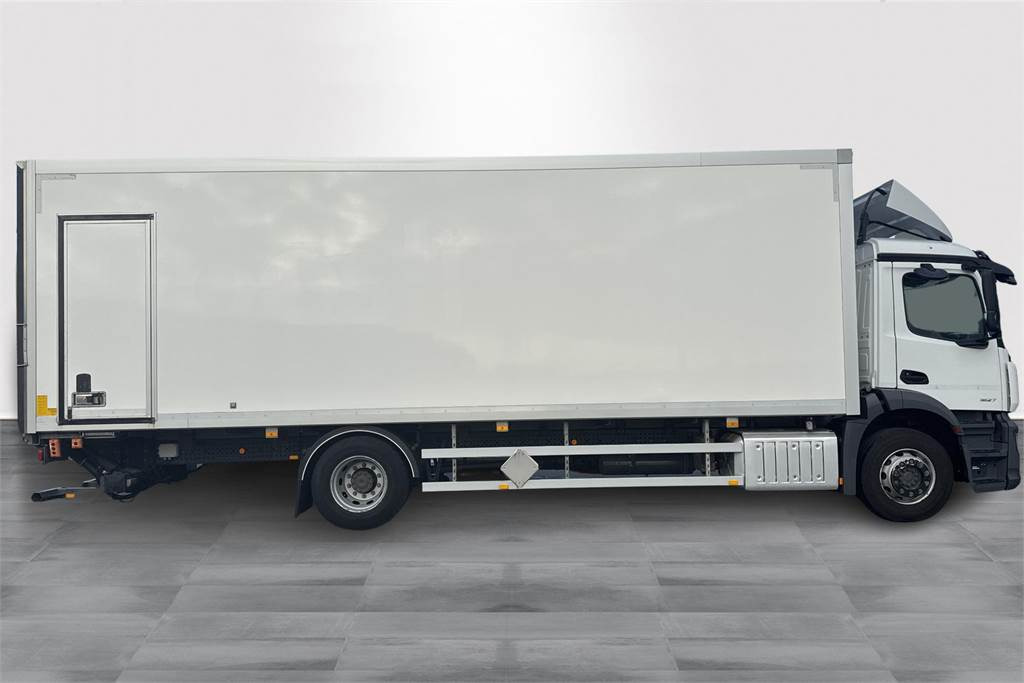 Mercedes-Benz Actros 5 1827L KSA + PL - Грузовик с закрытым кузовом: фото 4 Mercedes-Benz Actros 5 1827L KSA + PL - Грузовик с закрытым кузовом: фото 4