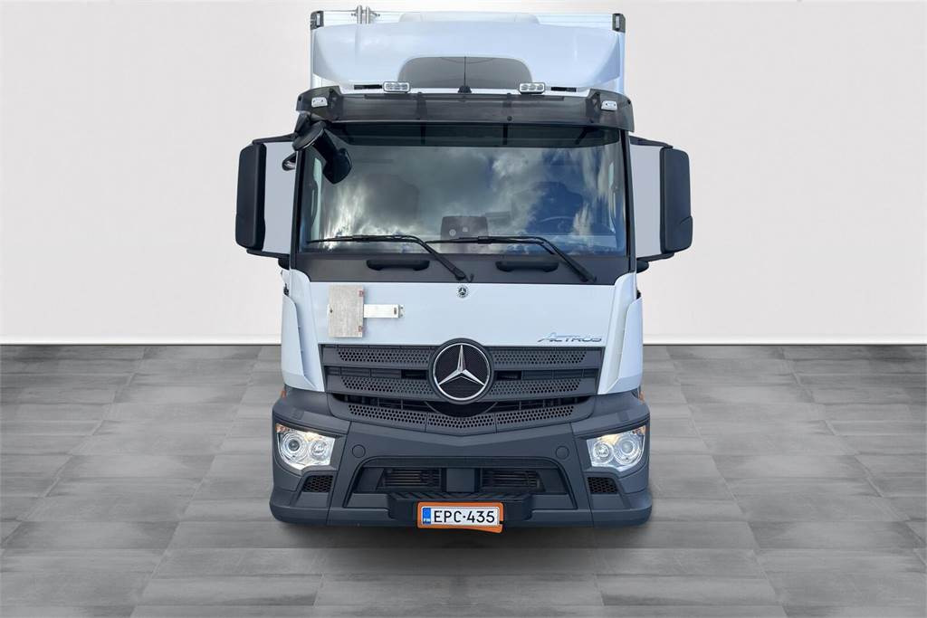 Mercedes-Benz Actros 5 SM 1827L - Грузовик с закрытым кузовом: фото 2 Mercedes-Benz Actros 5 SM 1827L - Грузовик с закрытым кузовом: фото 2