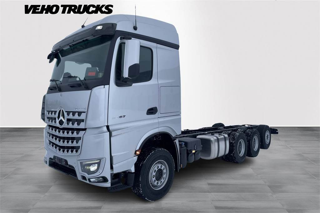 Mercedes-Benz Arocs 3263 LK/8x4 NLA UUSI ALUSTA - Грузовик-шасси: фото 1 Mercedes-Benz Arocs 3263 LK/8x4 NLA UUSI ALUSTA - Грузовик-шасси: фото 1