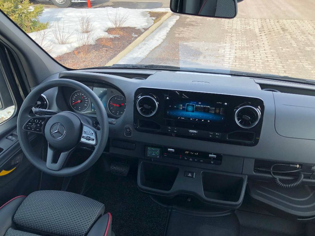 Mercedes-Benz Sprinter 519 CDI - Микроавтобус, Пассажирский фургон: фото 3 Mercedes-Benz Sprinter 519 CDI - Микроавтобус, Пассажирский фургон: фото 3