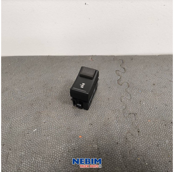 Volvo Volvo - 22088608 - Schakelaar differentieel slot FH4 / FM4 - Запчасти для Грузовиков: фото 1 Volvo Volvo - 22088608 - Schakelaar differentieel slot FH4 / FM4 - Запчасти для Грузовиков: фото 1