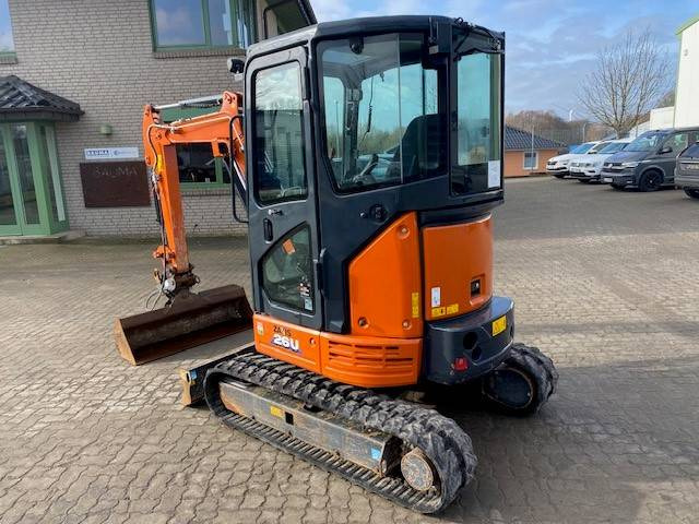 Hitachi ZX 26 U-6 MIETE / RENTAL (12002050) - Мини-экскаватор: фото 3 Hitachi ZX 26 U-6 MIETE / RENTAL (12002050) - Мини-экскаватор: фото 3