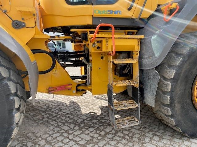 Колёсный погрузчик Volvo L 120 H MIETE / RENTAL (12001931): фото 11 Колёсный погрузчик Volvo L 120 H MIETE / RENTAL (12001931): фото 11