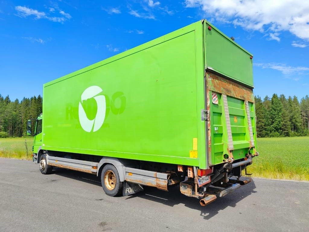 Mercedes-Benz Atego 1224 - Грузовик с закрытым кузовом: фото 3 Mercedes-Benz Atego 1224 - Грузовик с закрытым кузовом: фото 3