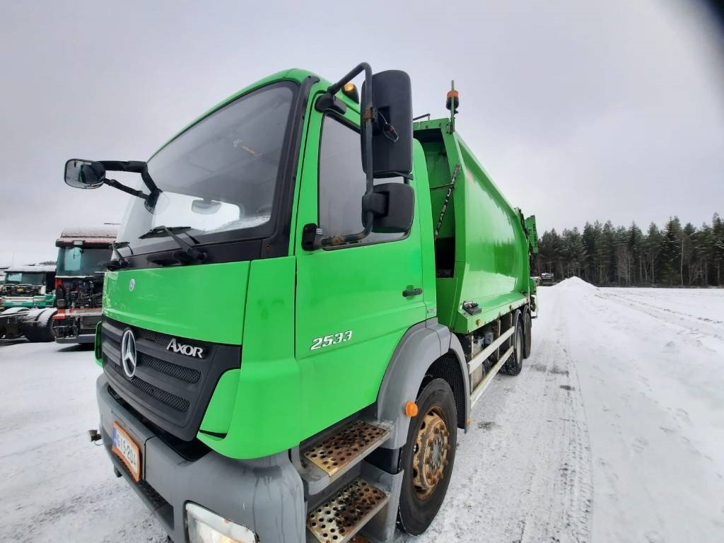 Mercedes-Benz Axor 2533 - Мусоровоз: фото 2 Mercedes-Benz Axor 2533 - Мусоровоз: фото 2
