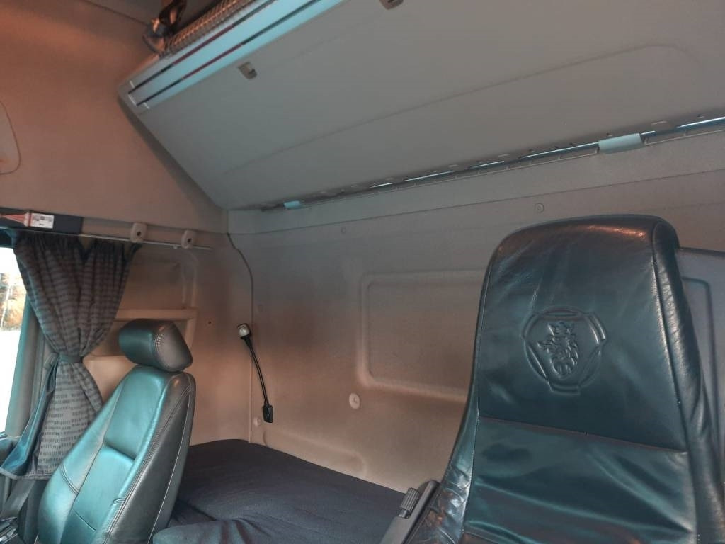 Грузовик бортовой/ Платформа Scania R 560: фото 6