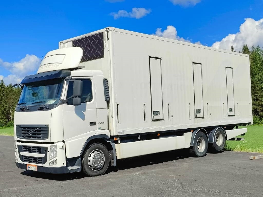 Volvo FH 13 460 - Грузовик с закрытым кузовом: фото 1 Volvo FH 13 460 - Грузовик с закрытым кузовом: фото 1