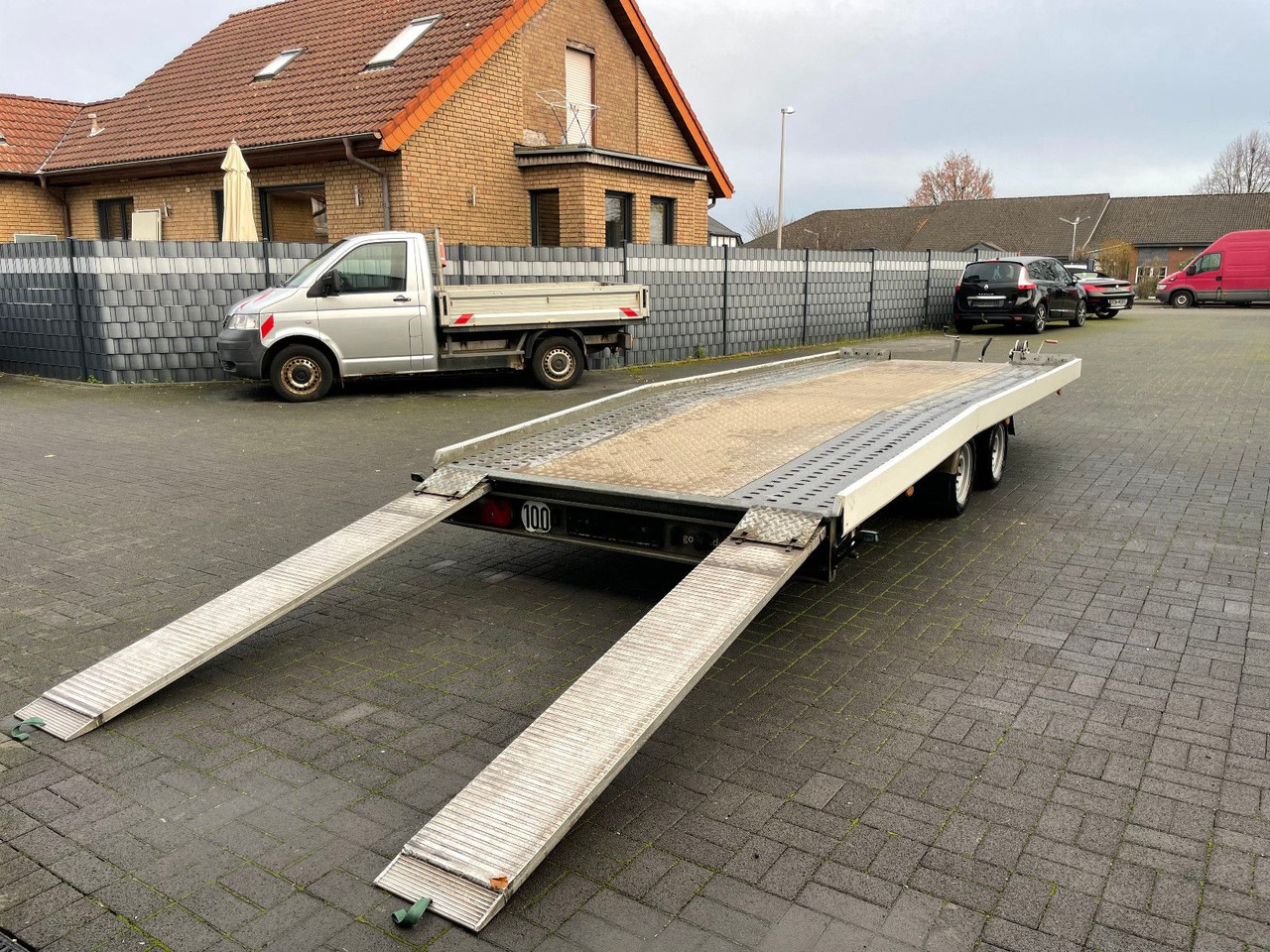 Blyss Jupiter Pro F 350, 550 X 210 cm. - Прицеп-автовоз: фото 5 Blyss Jupiter Pro F 350, 550 X 210 cm. - Прицеп-автовоз: фото 5