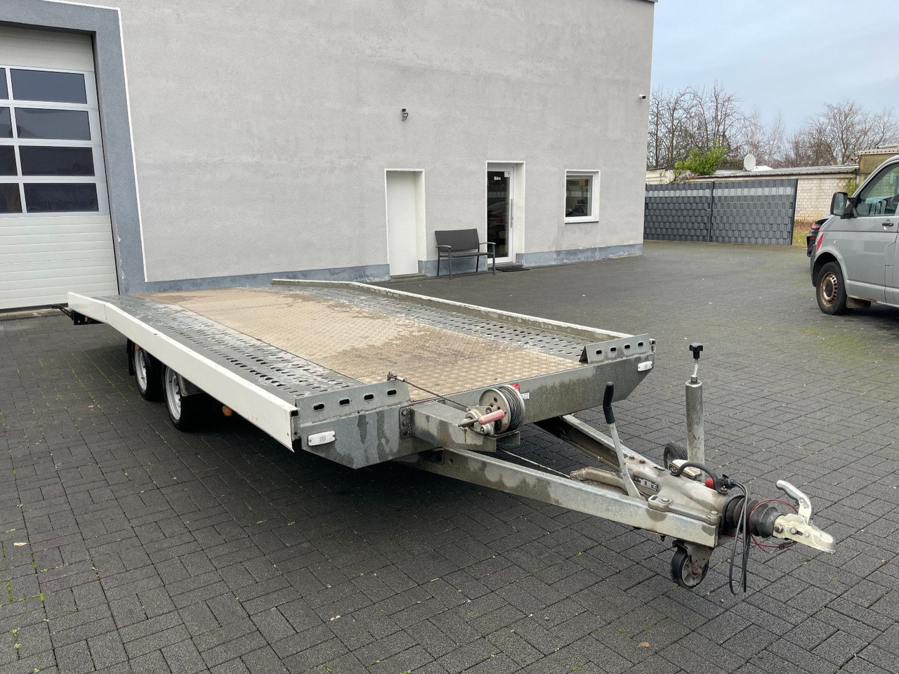 Blyss Jupiter Pro F 350, 550 X 210 cm. - Прицеп-автовоз: фото 1 Blyss Jupiter Pro F 350, 550 X 210 cm. - Прицеп-автовоз: фото 1