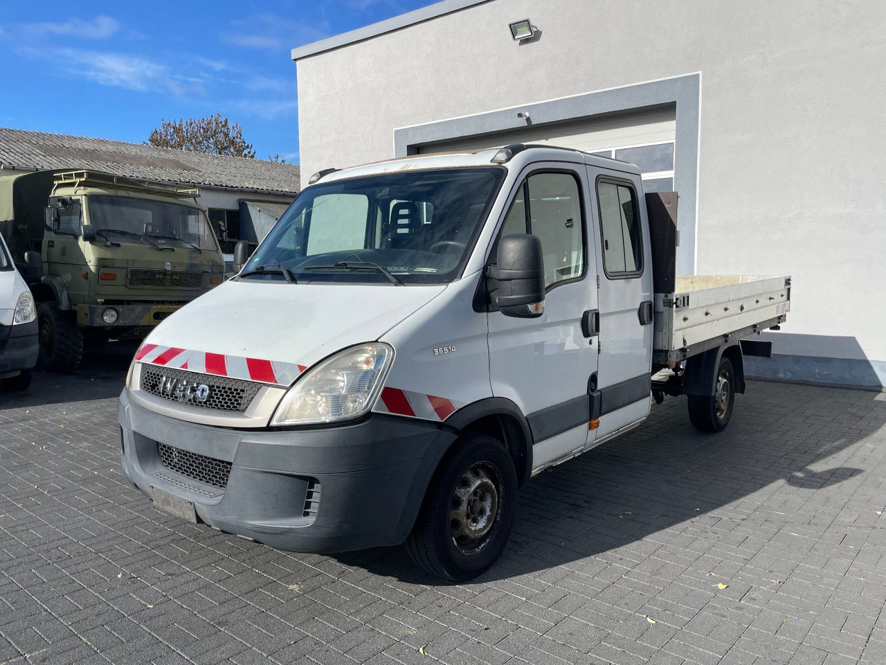 Iveco Daily 35S14 Pritsche, DoKa, Klima - Малотоннажный бортовой грузовик, Грузопассажирский фургон: фото 1 Iveco Daily 35S14 Pritsche, DoKa, Klima - Малотоннажный бортовой грузовик, Грузопассажирский фургон: фото 1