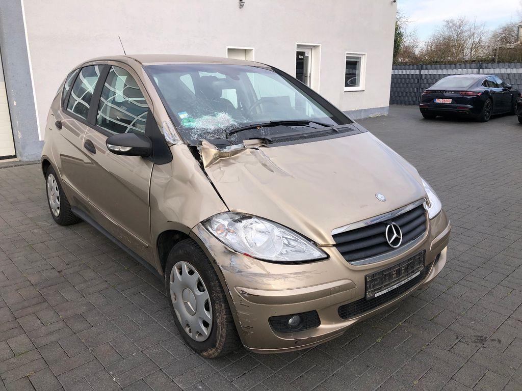 Mercedes-Benz A 150 A -Klasse A 150 - Легковой автомобиль: фото 1 Mercedes-Benz A 150 A -Klasse A 150 - Легковой автомобиль: фото 1