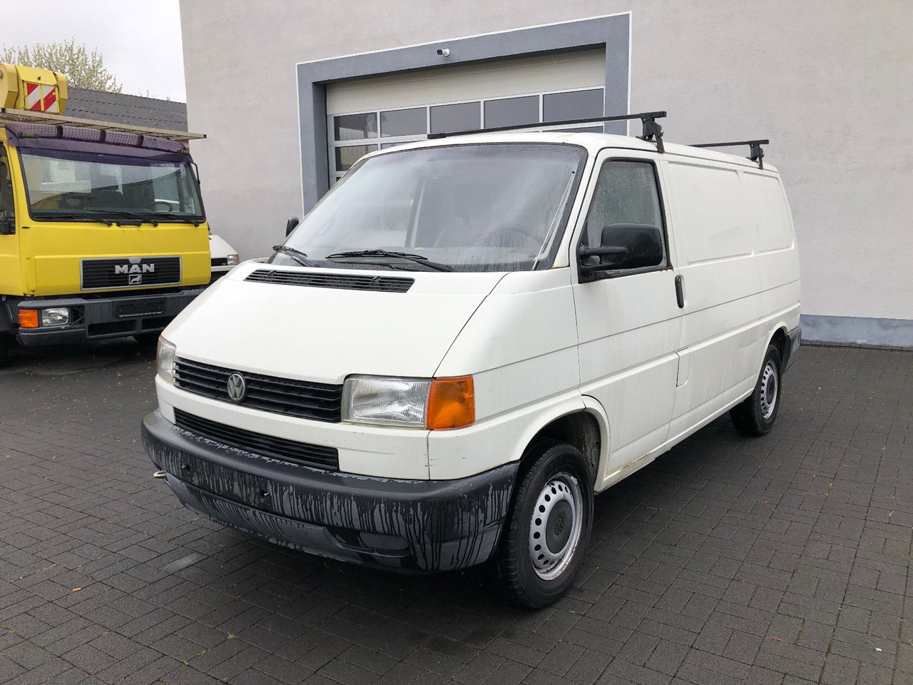 Volkswagen T4 - 1.9 TD - Легковой фургон: фото 1 Volkswagen T4 - 1.9 TD - Легковой фургон: фото 1