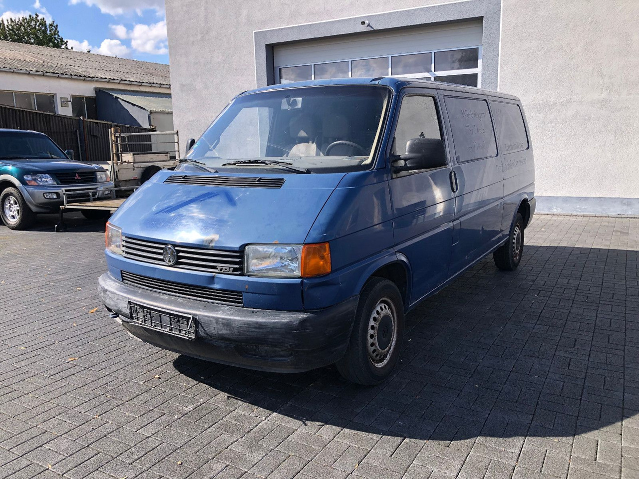 Volkswagen T4 2.5 TDI Lang - Легковой фургон: фото 1 Volkswagen T4 2.5 TDI Lang - Легковой фургон: фото 1