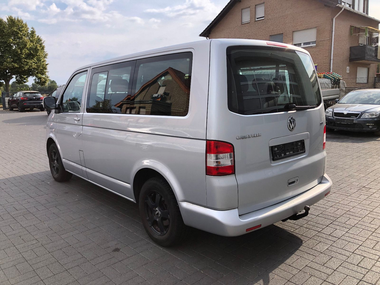 Volkswagen T5 1.9 TDi Caravelle, Comfortline 9-Sitzer - Пассажирский фургон: фото 4 Volkswagen T5 1.9 TDi Caravelle, Comfortline 9-Sitzer - Пассажирский фургон: фото 4