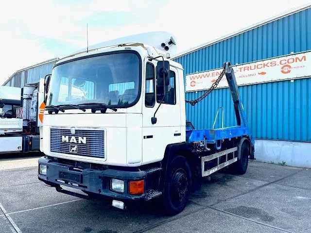 MAN F 18.232 (6 CILINDER) M90 WITH TELESCOPIC CONTAINER SYSTEM (8 GEARS MANUAL GEARBOX / EURO 1 (MECHANICAL PUMP AND INJECTORS)) - Портальный бункеровоз: фото 1 MAN F 18.232 (6 CILINDER) M90 WITH TELESCOPIC CONTAINER SYSTEM (8 GEARS MANUAL GEARBOX / EURO 1 (MECHANICAL PUMP AND INJECTORS)) - Портальный бункеровоз: фото 1