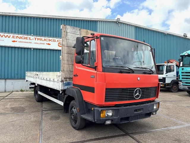 Mercedes-Benz LK 814 (6-CILINDER) WITH OPEN (TENT) BOX & ALUMNIUM SIDE BORDS (MANUAL GEARBOX / 3TH SEAT IN CABIN) - Грузовик бортовой/ Платформа: фото 2 Mercedes-Benz LK 814 (6-CILINDER) WITH OPEN (TENT) BOX & ALUMNIUM SIDE BORDS (MANUAL GEARBOX / 3TH SEAT IN CABIN) - Грузовик бортовой/ Платформа: фото 2