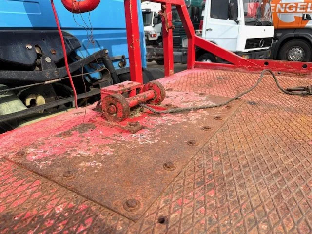 Автовоз Mercedes-Benz LK 814 RECOVERY TRUCK / CAR-MACHINE TRANSPORTER (6-CILINDER / MANUAL GEARBOX / FULL STEEL SUSPENSION / WINCH / HYDRAULIC RAMPS): фото 11