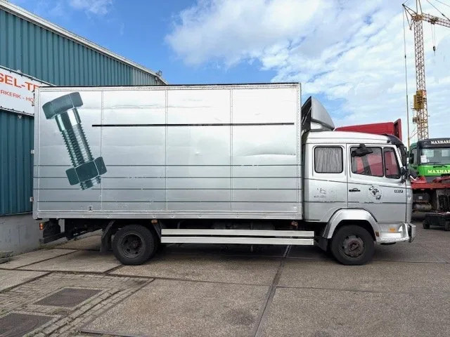 Mercedes-Benz LK 817 (6-CILINDER) ORIGINAL DUTCH TRUCK WITH CLOSED BOX (MANUAL GEARBOX / FULL STEEL SUSPENSION) - Грузовик с закрытым кузовом: фото 4 Mercedes-Benz LK 817 (6-CILINDER) ORIGINAL DUTCH TRUCK WITH CLOSED BOX (MANUAL GEARBOX / FULL STEEL SUSPENSION) - Грузовик с закрытым кузовом: фото 4