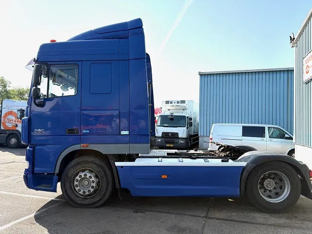 DAF XF 105.460 ATE SPACECAB (ZF16 MANUAL GEARBOX / HYDRAULIC KIT / P.T.O. / ADR-VLG / FULL SPOILERSET / FRIDGE) - Тягач: фото 5 DAF XF 105.460 ATE SPACECAB (ZF16 MANUAL GEARBOX / HYDRAULIC KIT / P.T.O. / ADR-VLG / FULL SPOILERSET / FRIDGE) - Тягач: фото 5