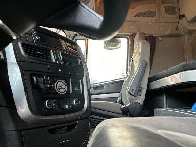 Iveco Stralis 440.42 /TP HIGH-WAY (EURO 6 / AUTOMATIC GEARBOX / 2x TANK / FRIDGE / AIRCONDITIONING / ETC.) в лизинг Iveco Stralis 440.42 /TP HIGH-WAY (EURO 6 / AUTOMATIC GEARBOX / 2x TANK / FRIDGE / AIRCONDITIONING / ETC.): фото 10