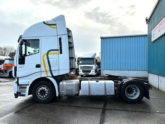 Iveco Stralis 440.42 /TP HIGH-WAY (EURO 6 / AUTOMATIC GEARBOX / 2x TANK / FRIDGE / AIRCONDITIONING / ETC.) - Тягач: фото 5 Iveco Stralis 440.42 /TP HIGH-WAY (EURO 6 / AUTOMATIC GEARBOX / 2x TANK / FRIDGE / AIRCONDITIONING / ETC.) - Тягач: фото 5