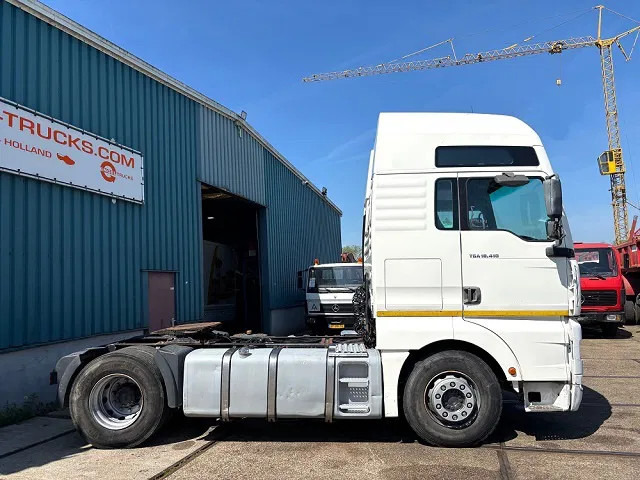 MAN TGA 18.410 FLS XXL (6-CILINDER HEADS / ZF16 MANUAL GEARBOX / ZF-INTARDER / HYDRAULIC KIT / P.T.O. / AIRCONDITIONING) - Тягач: фото 4 MAN TGA 18.410 FLS XXL (6-CILINDER HEADS / ZF16 MANUAL GEARBOX / ZF-INTARDER / HYDRAULIC KIT / P.T.O. / AIRCONDITIONING) - Тягач: фото 4