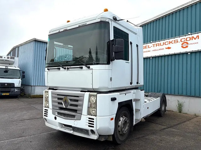 Renault Magnum AE 440 E-TECH (MACK ENGINE / ZF16 MANUAL GEARBOX / ZF-INTARDER / P.T.O. / AIRCONDITIONING / ETC.) - Тягач: фото 1 Renault Magnum AE 440 E-TECH (MACK ENGINE / ZF16 MANUAL GEARBOX / ZF-INTARDER / P.T.O. / AIRCONDITIONING / ETC.) - Тягач: фото 1