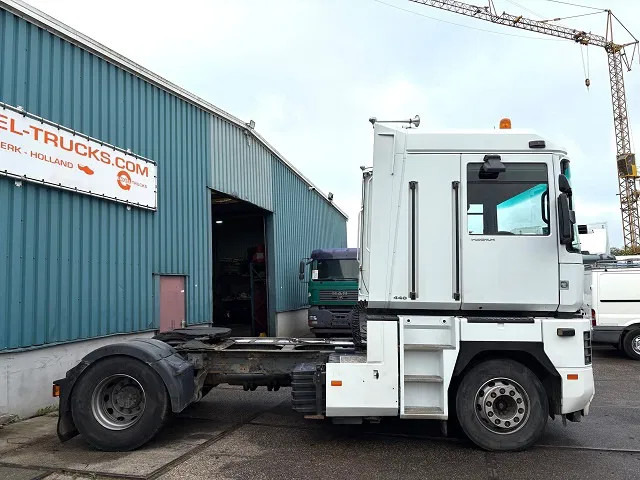 Renault Magnum AE 440 E-TECH (MACK ENGINE / ZF16 MANUAL GEARBOX / ZF-INTARDER / P.T.O. / AIRCONDITIONING / ETC.) - Тягач: фото 4 Renault Magnum AE 440 E-TECH (MACK ENGINE / ZF16 MANUAL GEARBOX / ZF-INTARDER / P.T.O. / AIRCONDITIONING / ETC.) - Тягач: фото 4